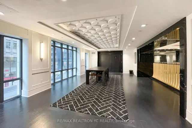 Additional image 35 of 955 Bay St Unit 3907