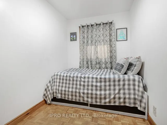 Additional image 13 of 22 Holmesdale Cres