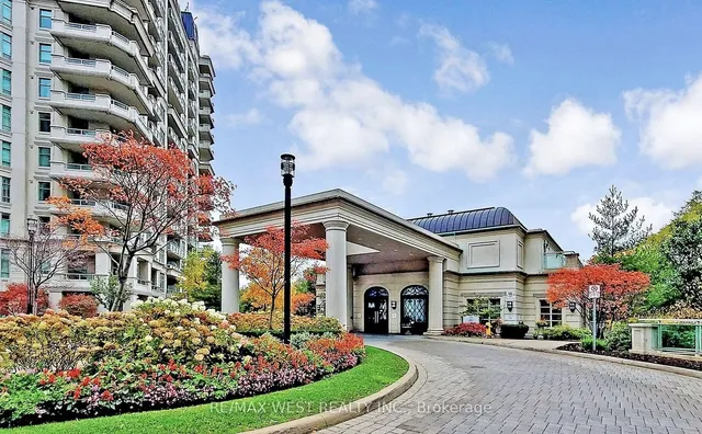 10 Bloorview Pl Unit 908