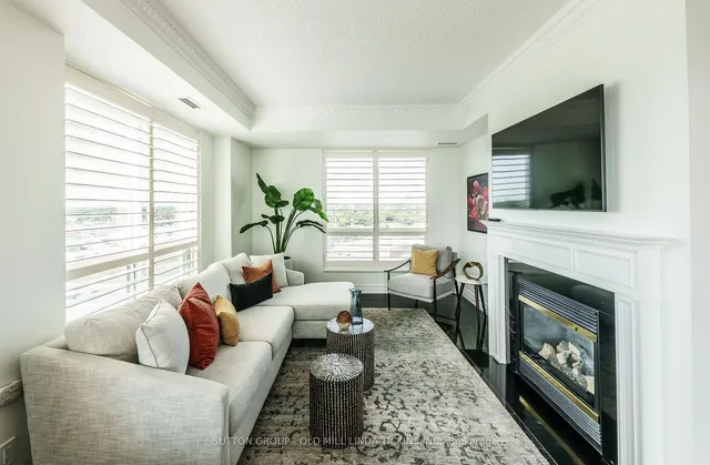 Additional image 4 of 2111 Lake Shore Blvd Unit LPH08