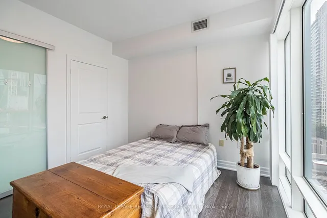 Additional image 7 of 8 The esplanade Unit 1302