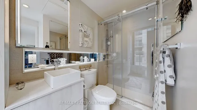 Additional image 18 of 215 Queen St Unit 1016