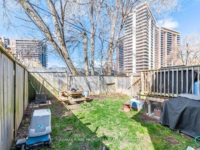 Additional image 28 of 32 St Dunstan Dr