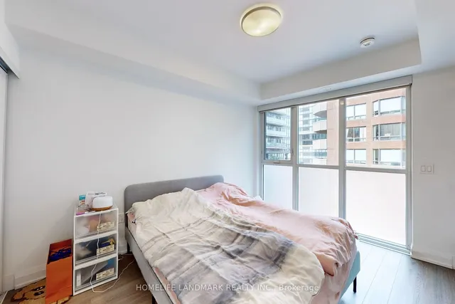 Additional image 19 of 77 Mutual St Unit 810