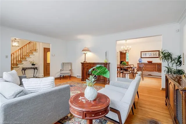 Additional image 8 of 18 Burnt Log Cres