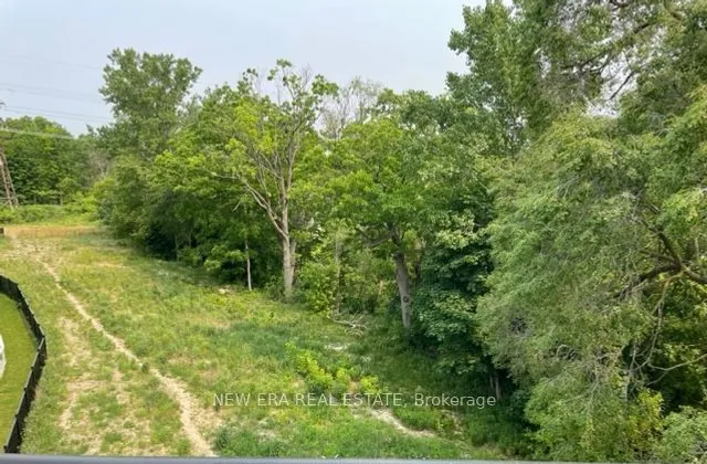 Additional image 13 of 4198 Dundas St Unit 210