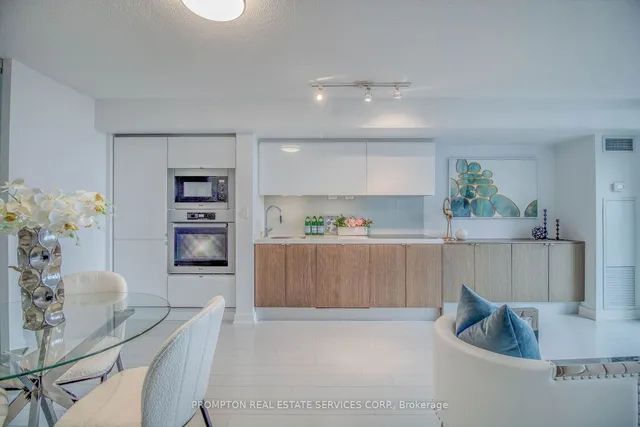 Additional image 13 of 21 Iceboat Terr Unit 2608