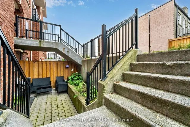 Additional image 29 of 15 Strangford Lane Unit 104