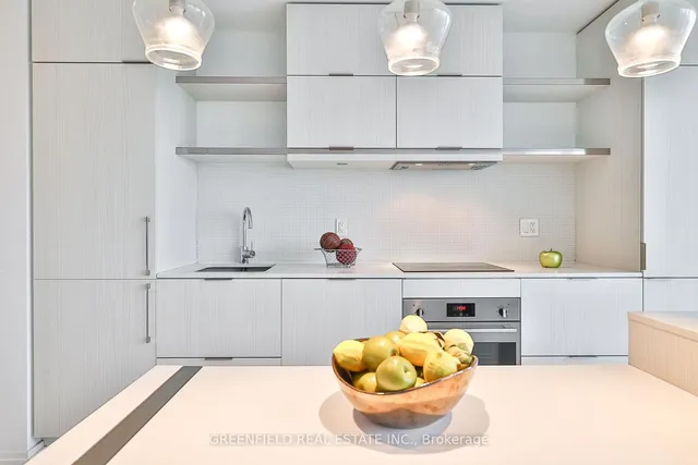 Additional image 8 of 197 Yonge St Unit 2304