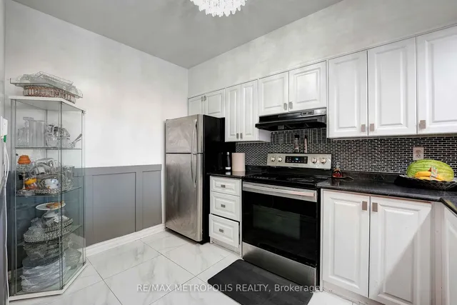 Additional image 2 of 410 Mclevin Ave Unit 1011