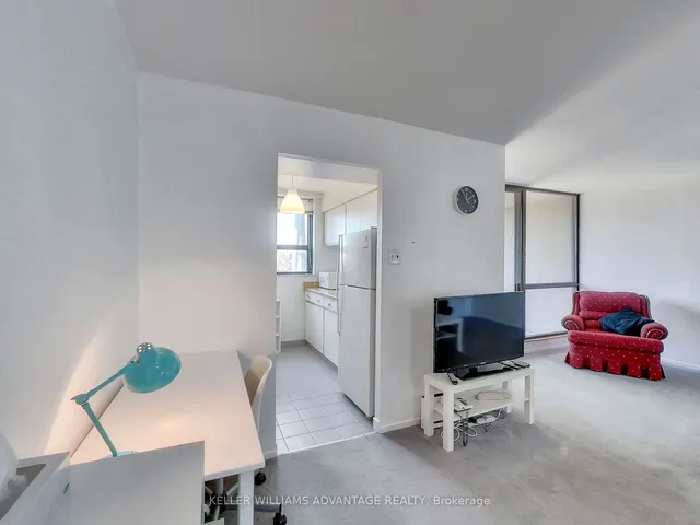 Additional image 11 of 73 McCaul St Unit 628