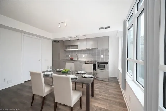 Additional image 8 of 365 Church St Unit 808