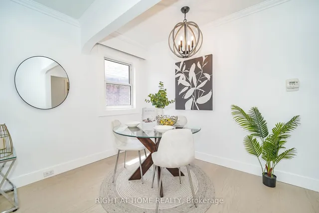 Additional image 9 of 1360 Woodbine Ave