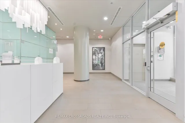 Additional image 3 of 126 Simcoe St Unit 506