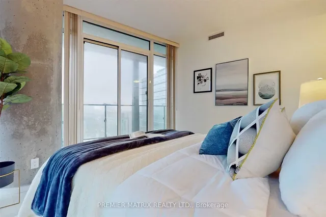 Additional image 15 of 125 Peter St Unit 1401