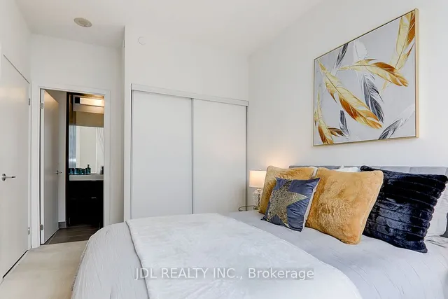 Additional image 15 of 62 Forest Manor Rd Unit 1109