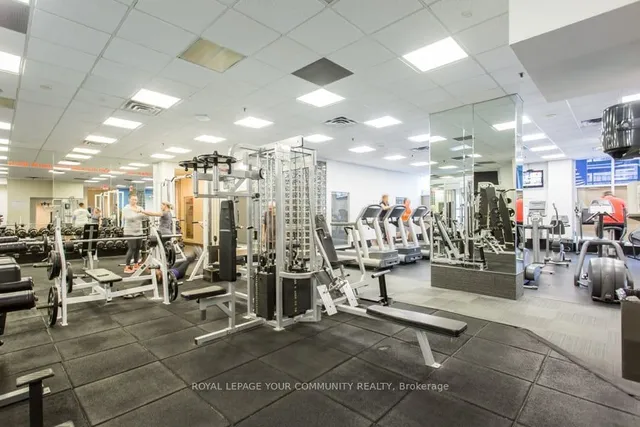 Additional image 16 of 77 Harbour Sq Unit 1611