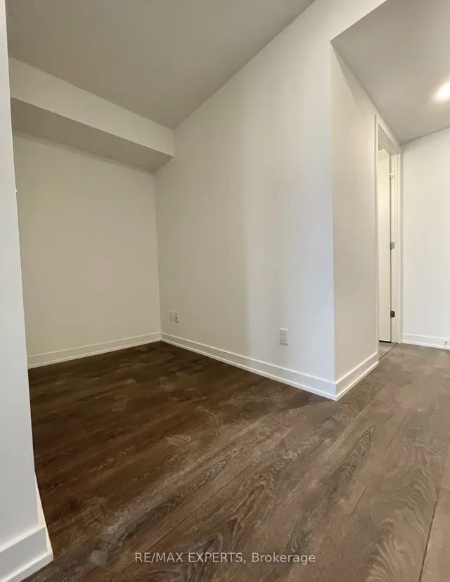 Additional image 7 of 501 Yonge St Unit 3213