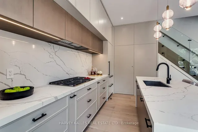 Additional image 14 of 372 Briar Hill Ave