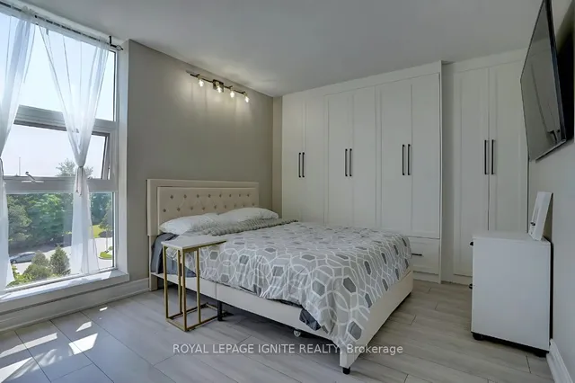 Additional image 16 of 10 Dean Park Rd Unit 506