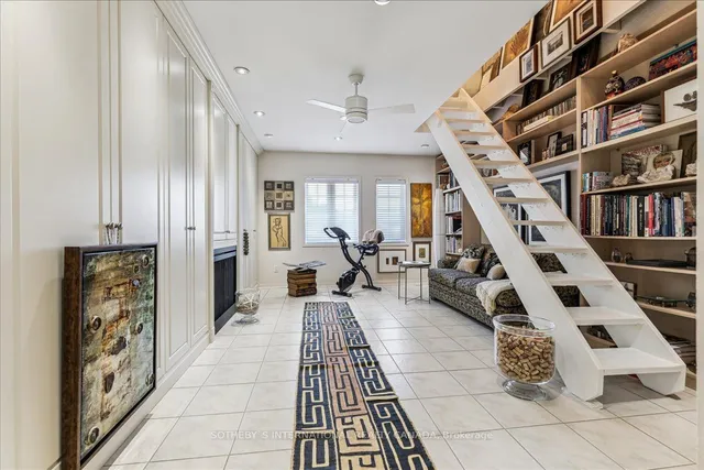 Additional image 23 of 218 River St