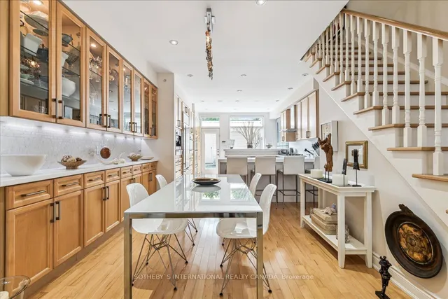 Additional image 7 of 218 River St