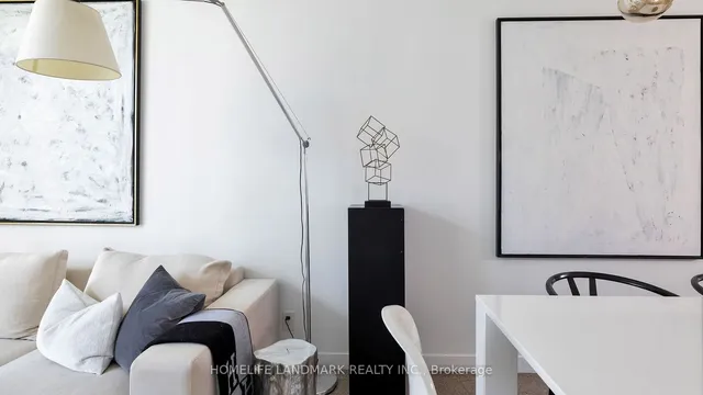 Additional image 17 of 510 King St Unit 622