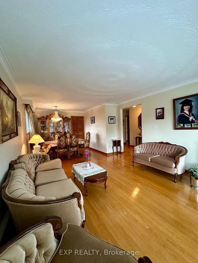 Additional image 10 of 1 Salinger Crt