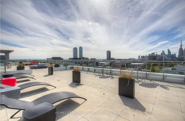 Additional image 37 of 510 King St Unit 622