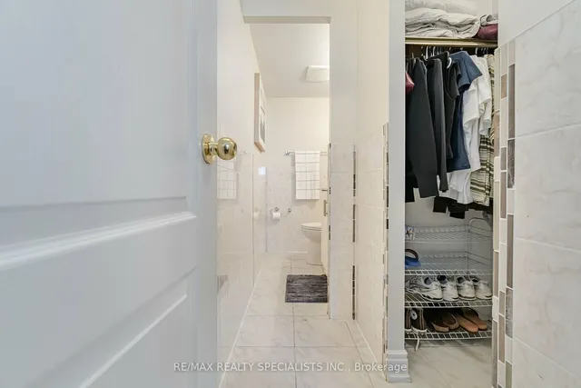 Additional image 22 of 370 Dixon Rd Unit 915