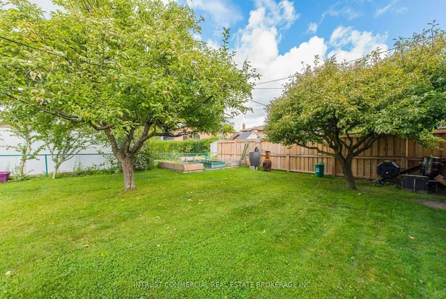 Primary image of 500 Rathburn Rd