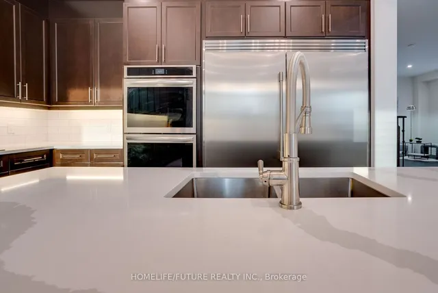 Additional image 7 of 60 Pavane Linkway Unit 1201