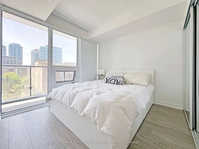 Additional image 15 of 19 Western Battery Rd Unit 315