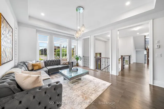 Additional image 5 of 168 Cummer Ave