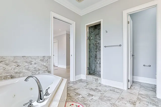 Additional image 24 of 28 Abitibi Ave