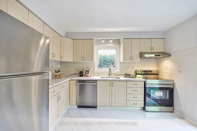 Additional image 29 of 20 Bradenton Dr