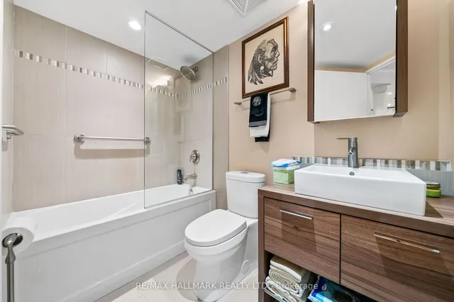 Additional image 12 of 15 Maitland Pl Unit 906