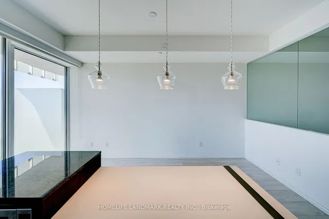 Additional image 18 of 197 Yonge St Unit 4211