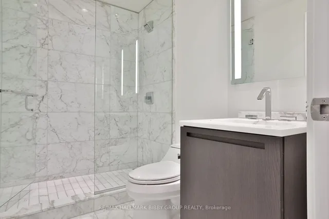 Additional image 23 of 180 University Ave Unit 4707