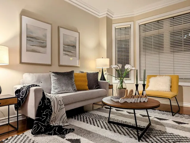 Additional image 3 of 38 Kenaston Gdns Unit Gv 206