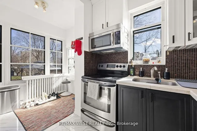 Additional image 21 of 76 Rosemount Ave