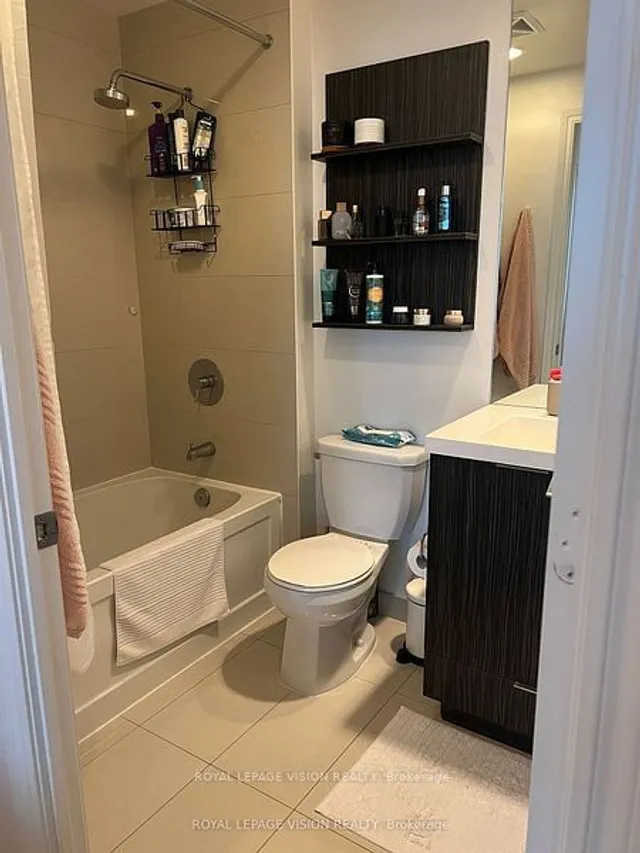 Additional image 9 of 80 Marine Parade Dr Unit 426