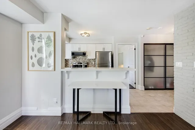 Additional image 2 of 1733 Queen St Unit 220