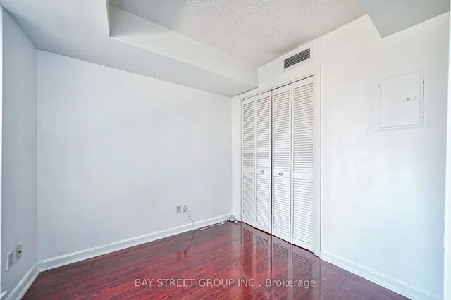 Additional image 20 of 8 Park Rd Unit 2016