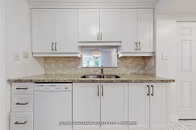 Additional image 10 of 215 The Donway Unit 310