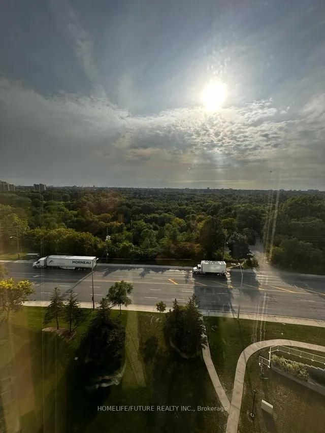 Additional image 11 of 3077 Weston Rd Unit 1105