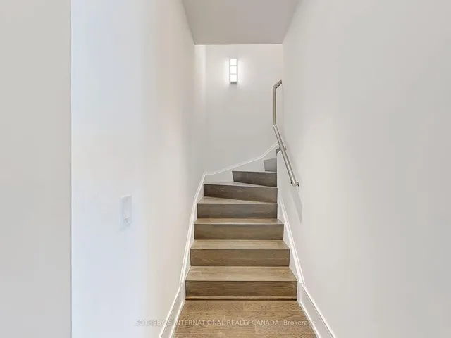 Additional image 19 of 30 Inn On the Park Dr Unit 518