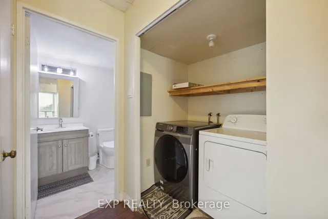 Additional image 34 of 330 Alton Towers Circ Unit 401