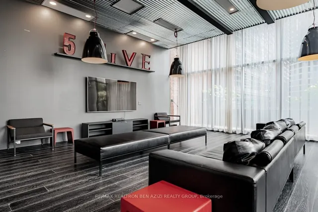 Additional image 27 of 5 St Joseph St Unit 3902