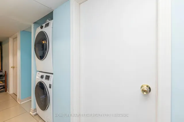 Additional image 31 of 9 Hertford Ave